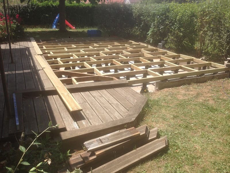 Construction d'une terrasse en bois